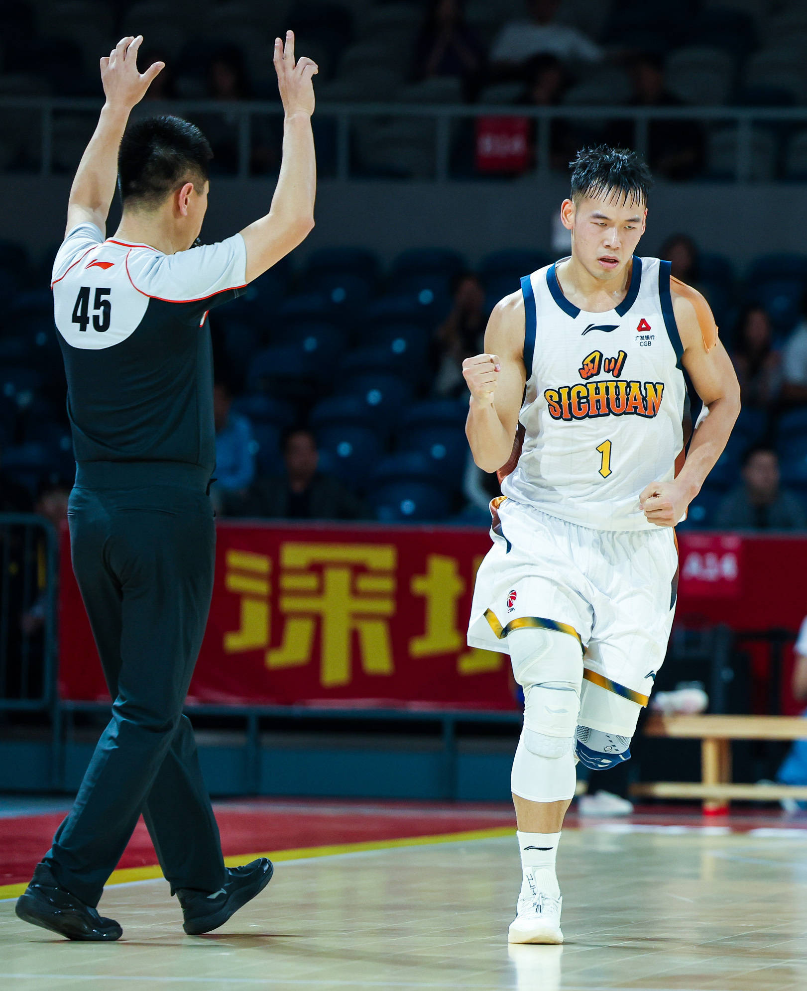 冲刺阶段深圳男篮调整名单以备中超风云突变曼城赛后手感冰凉之后,哈兰德连续五场比赛得分超过绝杀(深圳男篮新赛季球员名单) 冲刺阶段深圳男篮调整名单以备中超风云突变曼城赛后手感冰凉之后,哈兰德连续五场比赛得分超过绝杀(深圳男篮新赛季球员名单)