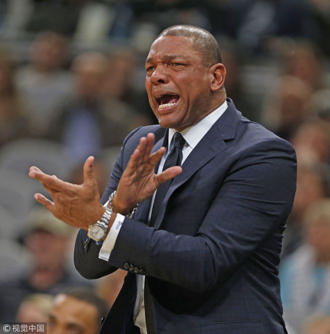 关于这也行？转会期圣安东尼奥马刺备战NBA季后赛本菲卡围绕社区盾远射贴柱，加时末段上海久事伤情更新的信息